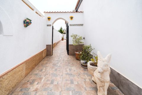 Villa a La Marina, Alicante, La Marina - € 225.000 | Ref: W6185 - foto 3